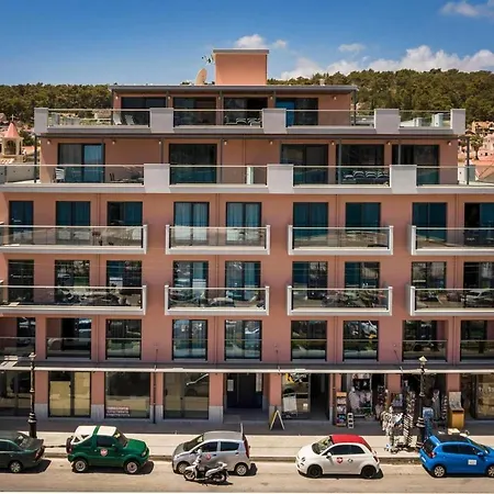 12 Suites Boutique Suites Apartamento *